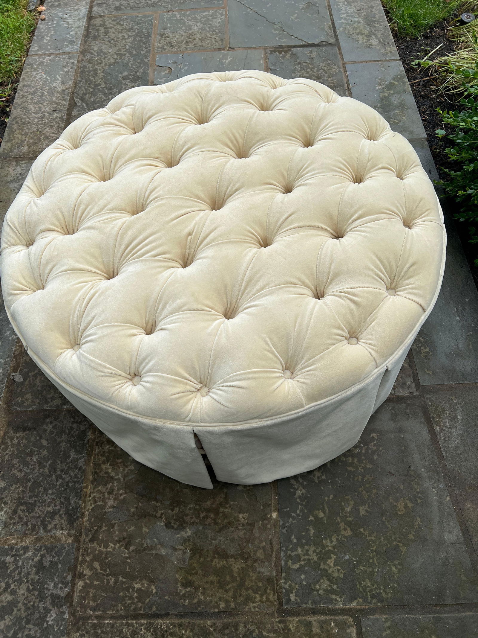 Ballard Designs Tufted Round Storage Ottoman (1 of 12)