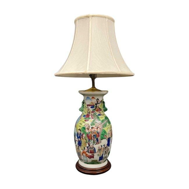 Vintage Chinese Porcelain Table Lamp on Wooden Base (1 of 5)