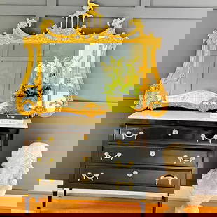 Friedman Brothers Large Chinese Chippendale Style Molded Gesso Giltwood Wall Mirror: Brand: Friedman Brothers Materials: Molded Gesso Giltwood Color: Gilt Item Type: Chinese Chippendale Style Mirror Design Features: This exquisite piece showcases an