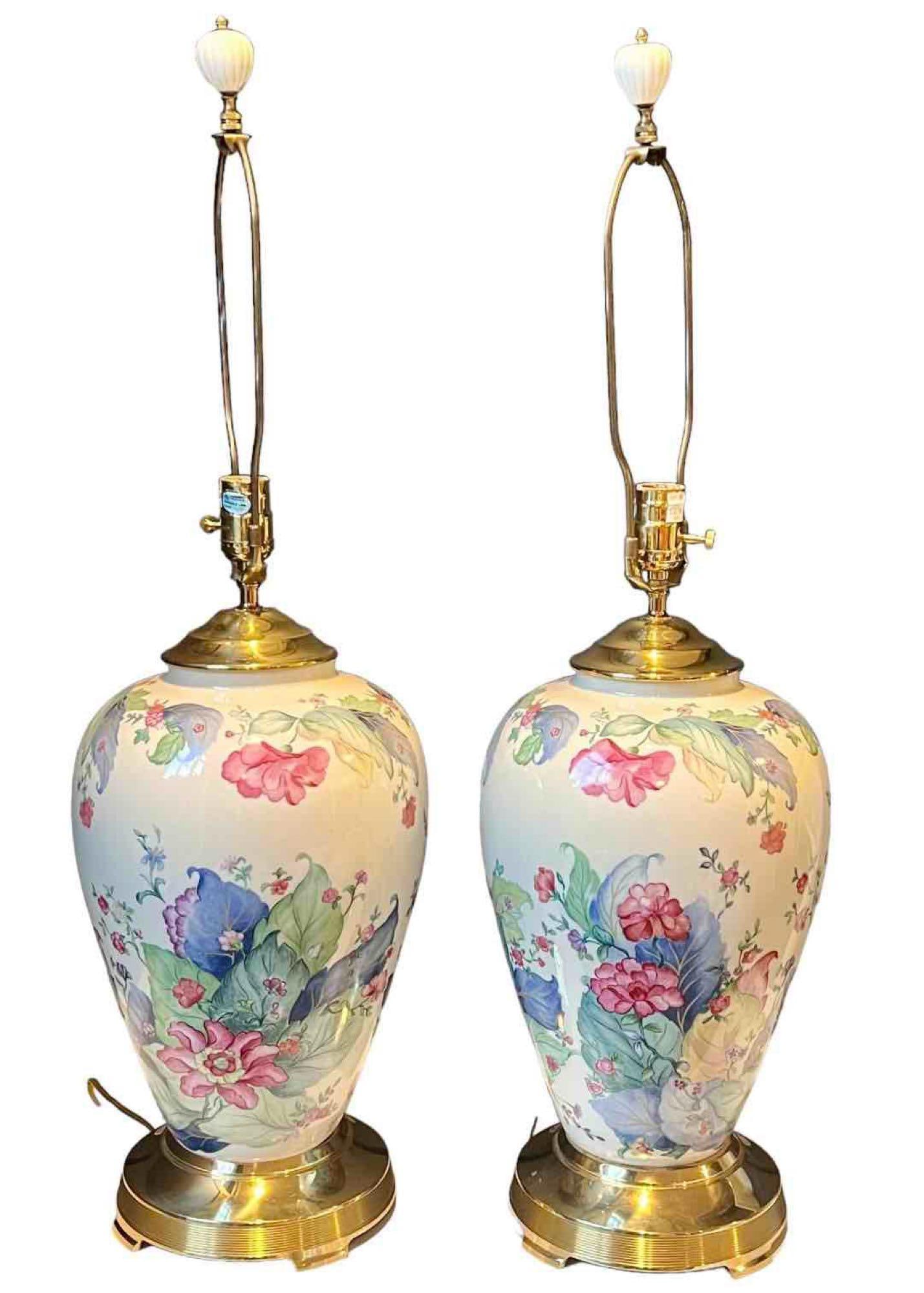 Vintage Pair of Lenox Tobacco Leaf Pattern Lamps with Brass Base Highly Collectible (1 of 11)
