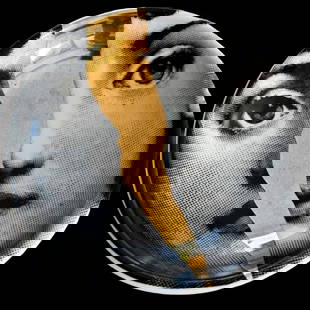 Fornasetti Gold and Black Ashtray Trinket Bowl Tema e Variazioni n.10: Brand: Fornasetti Materials: Porcelain Item Type: Ashtray Design Features:Each porcelain Fornasetti ashtray is a unique object, screen-printed by hand: any minor discrepancies between similar