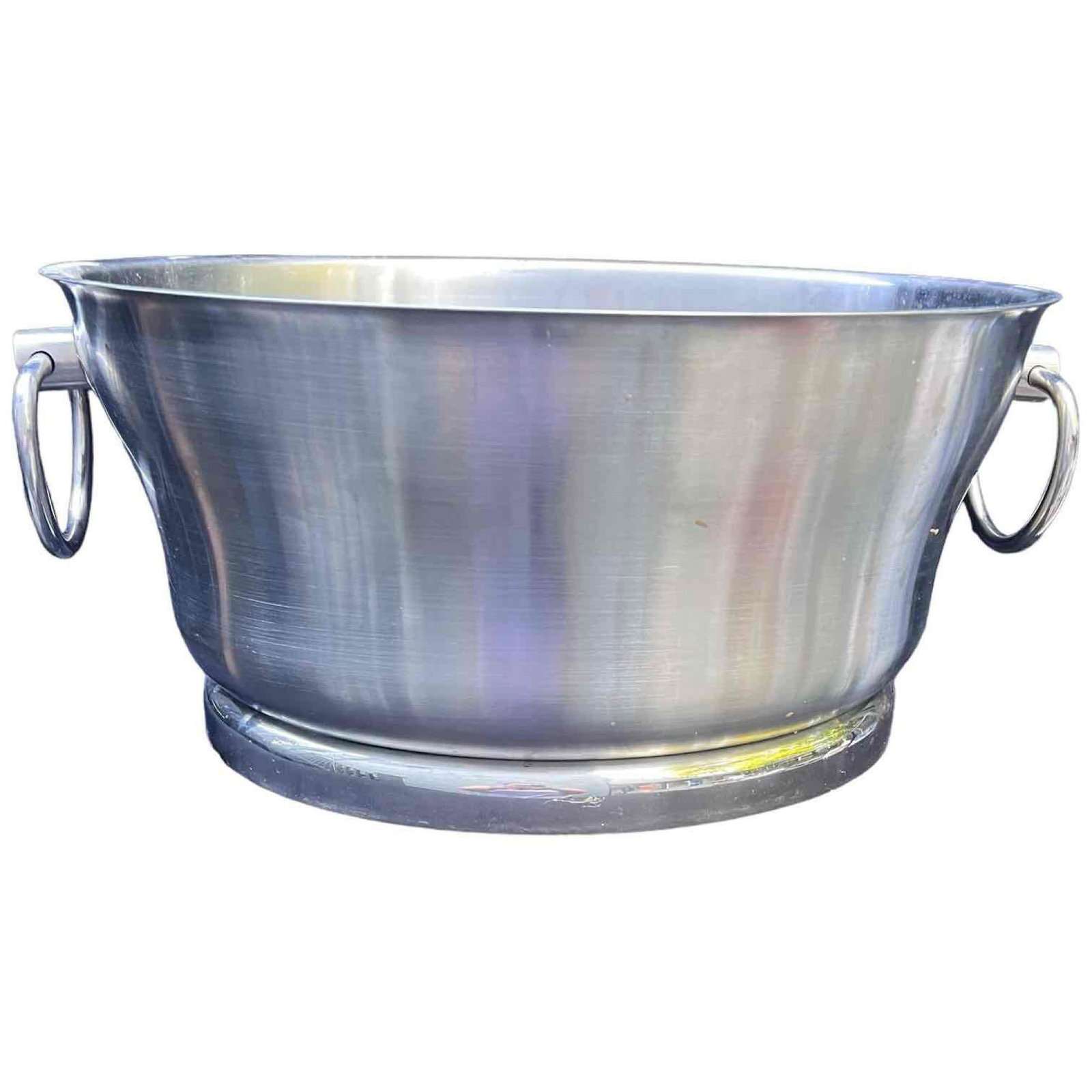 Stainless Steel Beverage Cooler Tub: Brand: Costco Materials: Stainless Steel Color: Steel Item Type: Beverage Cooler Condition: Excellent Dimensions
