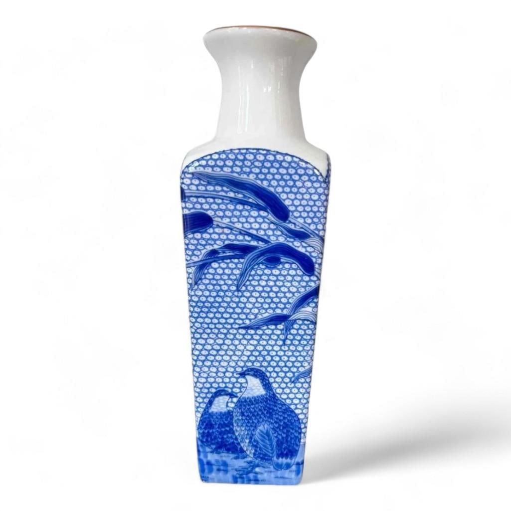 ARITA Blue And White Quail Handpainted Fine Porcelain Bud Vase (1 of 7)