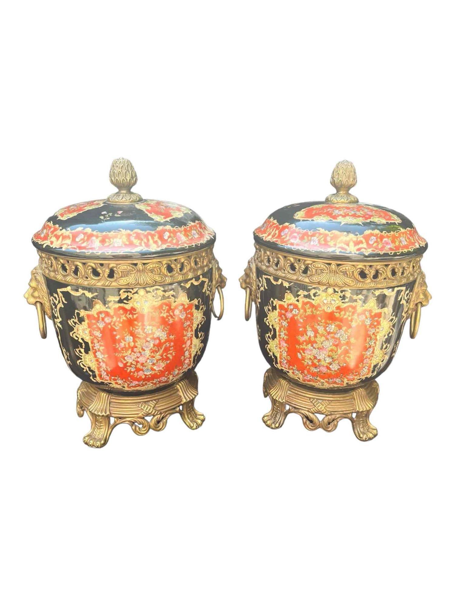 Castilian Black and Red Chinese Porcelain Decorative Pots with Lion Head Handles, Set of 2 (1 of 8)