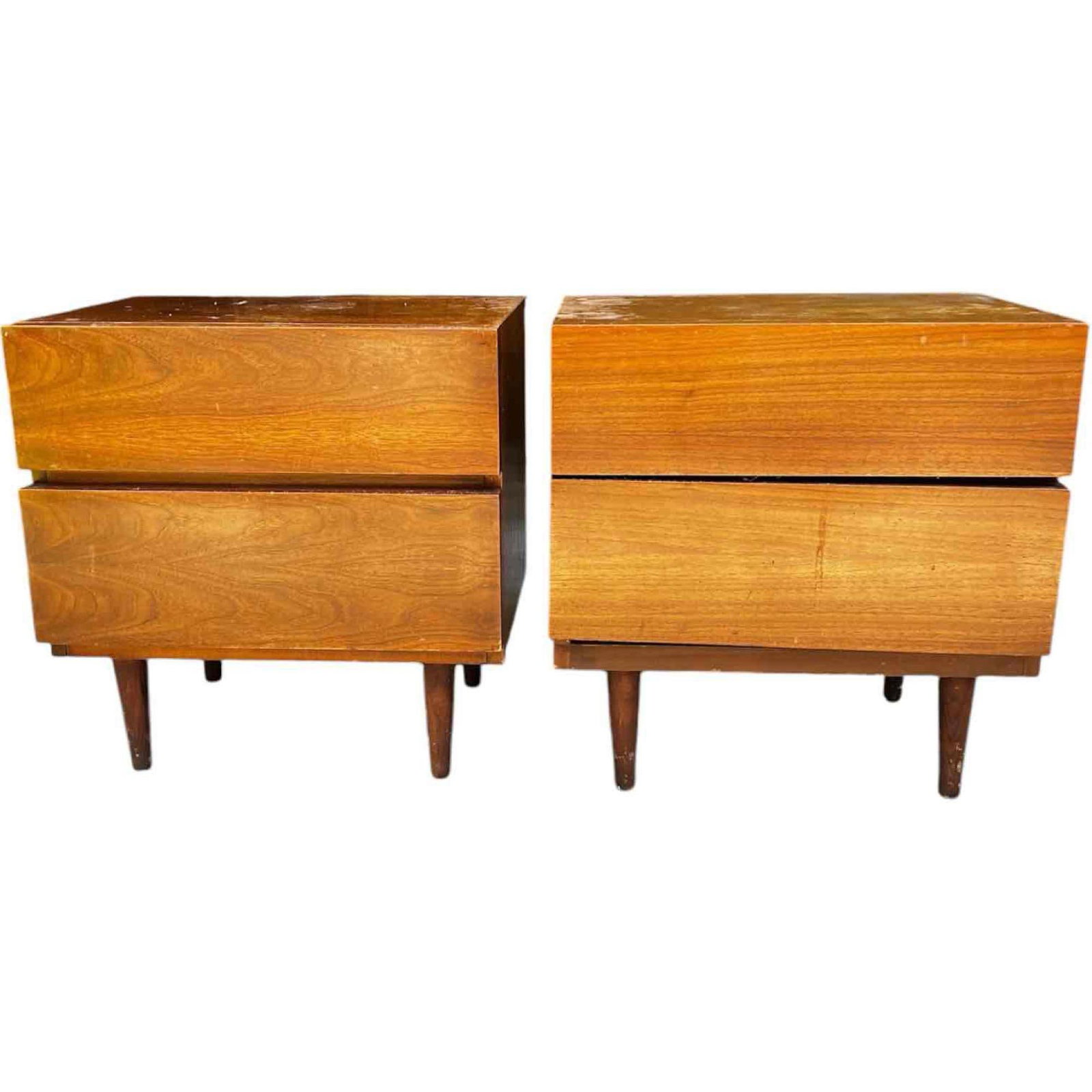 Vintage American of Martinsville Mid Century Modern Nightstands, a Pair: Brand: American of Martinsville Origin: USA Condition Notes: Structurally sound. Faded veneer on tops. Additional information: Additional bedroom pieces in separ