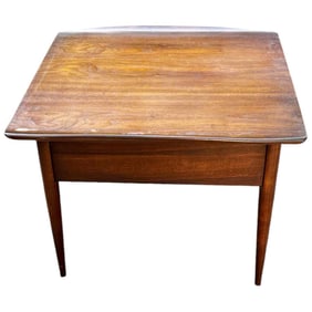 Fantastic Bassett Artisan Furniture Walnut MCM Side End Table with Drawer