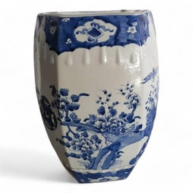 Chinese Hand Painted Blue and White Flower Bird Stool