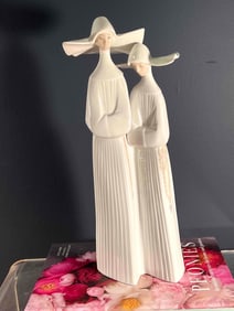 Retired Lladro Nuns Porcelain Figurine - White Gloss Porcelain, Two Nuns #4611