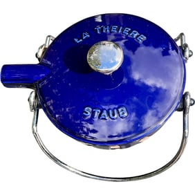 Staub “La Théière" Enamel Cast Iron Teapot – Cobalt Blue