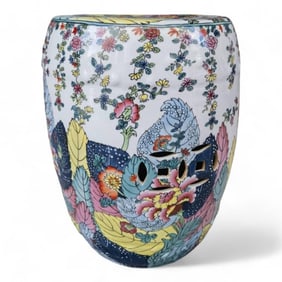 Hand-Painted Jingdezhen Tobacco Leaf Garden Stool