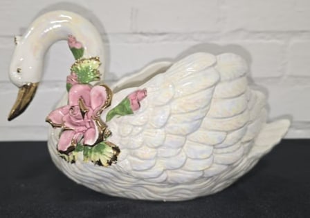 Capodimonte Italy Swan Planter – Applied Roses & Gold Trim – Marked N Crown (1 of 5)