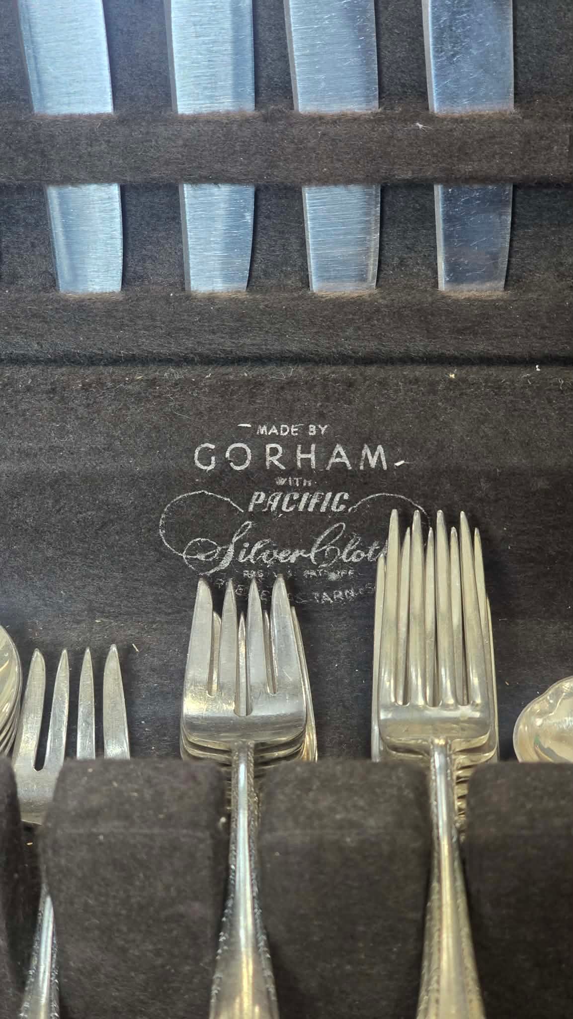 Gorham Silverplate Flatware in Case - 3