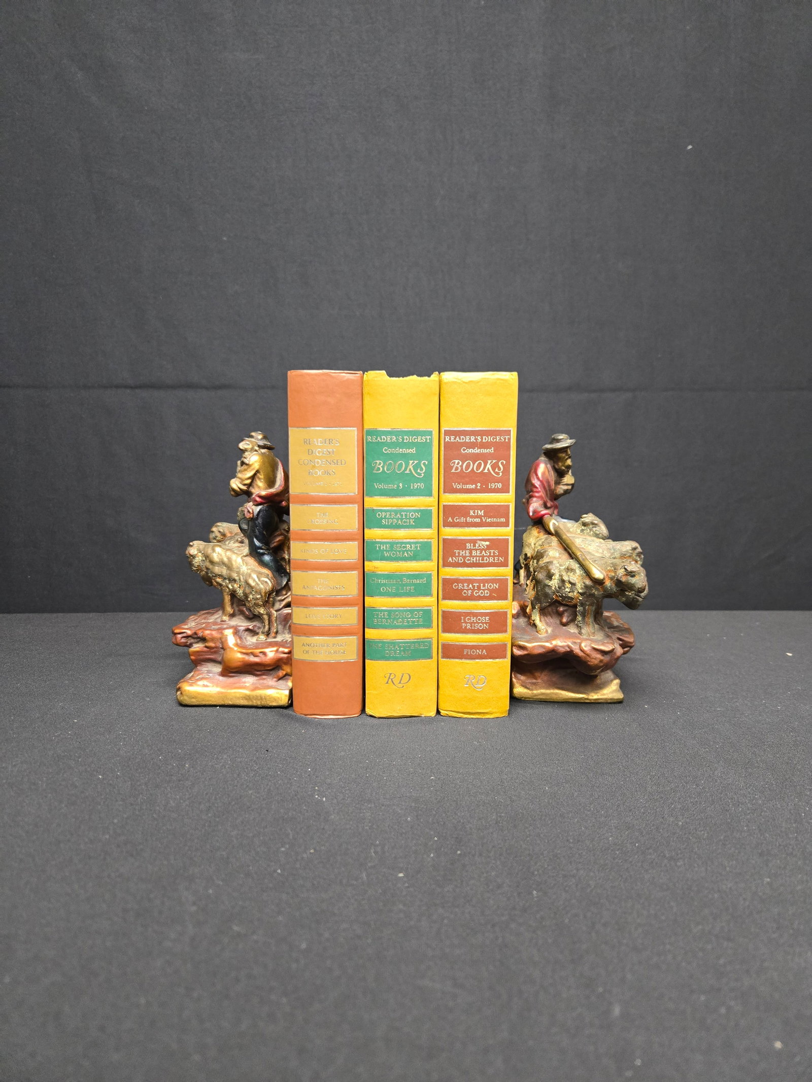 Bookends and Three Books (5pc) (1 of 10)