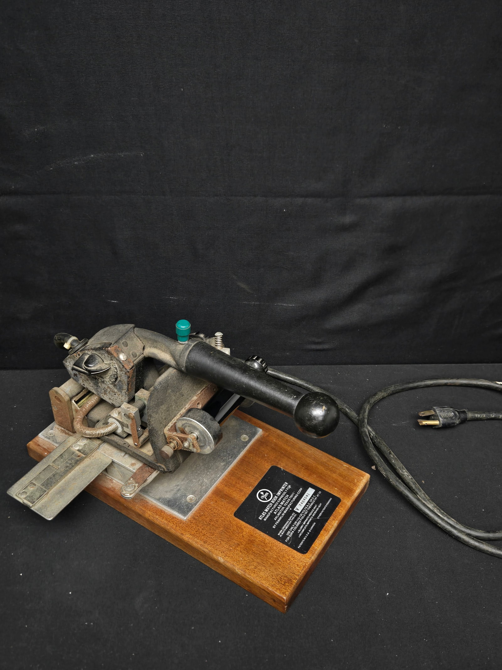 Atlas Match Box Machine - 2