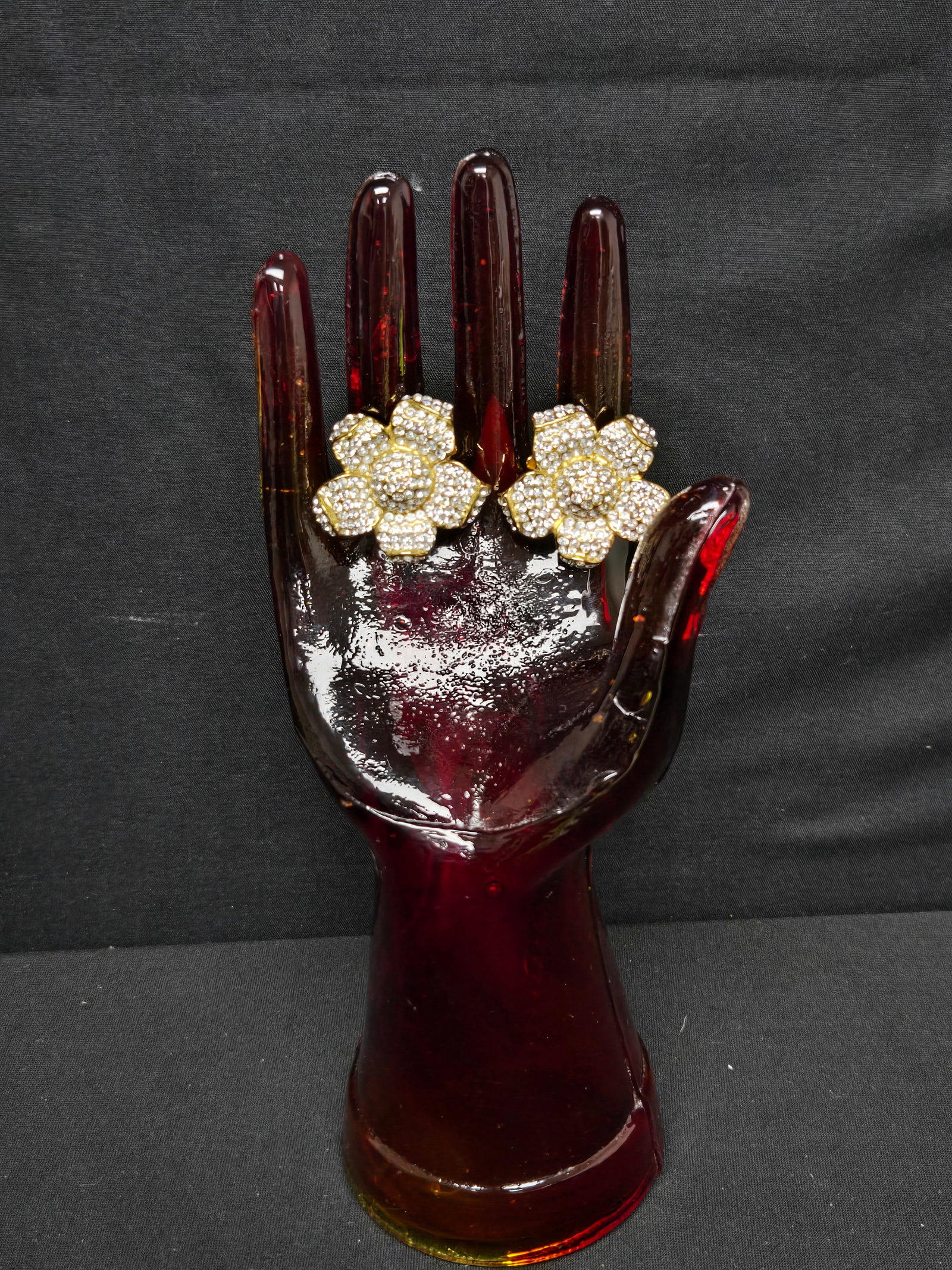 Jarrin Crystal Clip Ons (2pc)