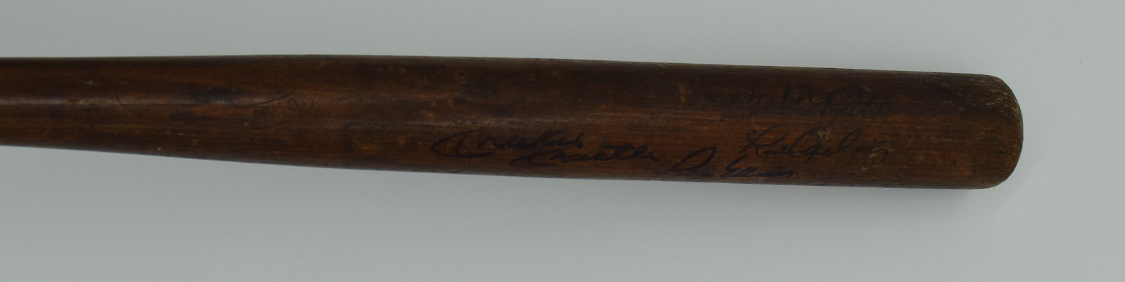 Ruth, Mantle, Maris, DiMaggio, Munson, Gehrig Signed Bat (1 of 2)