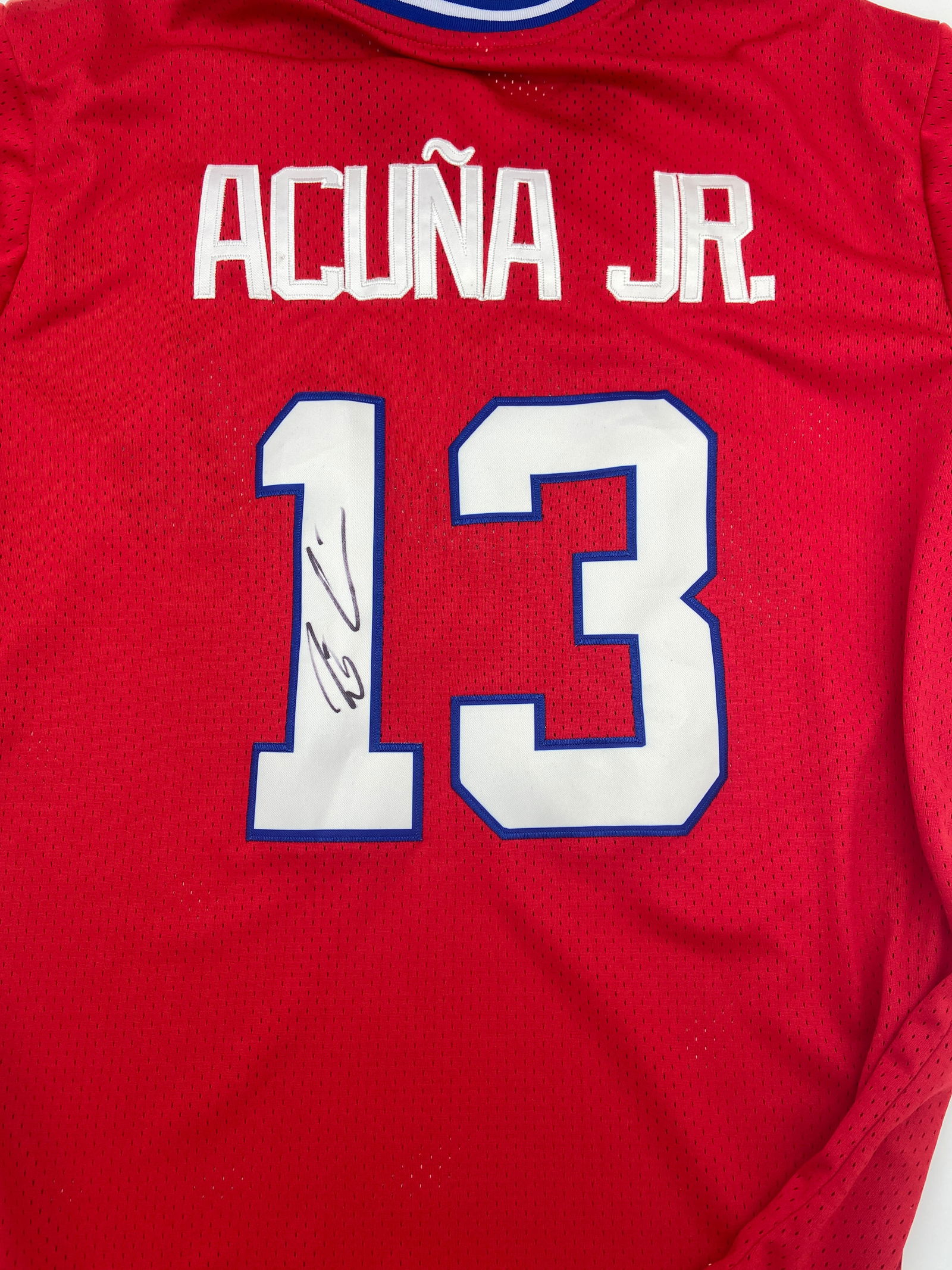 Ronald Acuna Jr Autograph jersey (1 of 1)