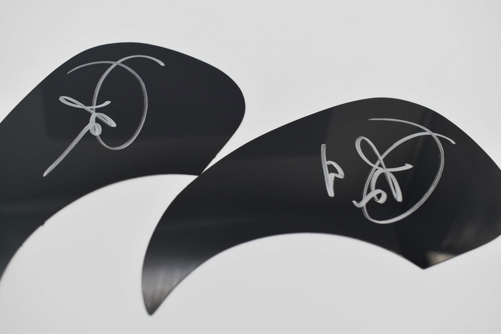 Lot of 2 Taylor Swift signed stick on pickguards (1 of 3)