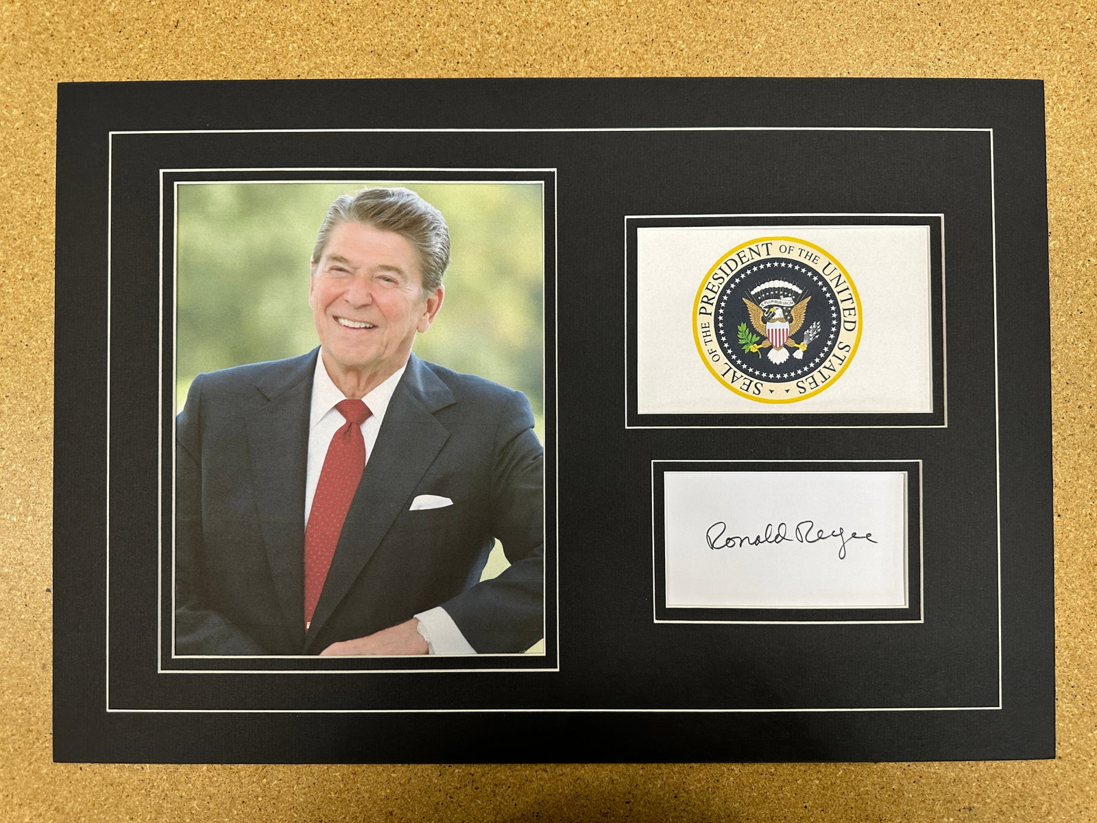 Ronald Reagan matted signature display: If you have any questions about an item, please message on LiveAuctioneers or send an email to bids@hiramsah.com . Displays listed are mockup photos unless listed differently in the description, Displ