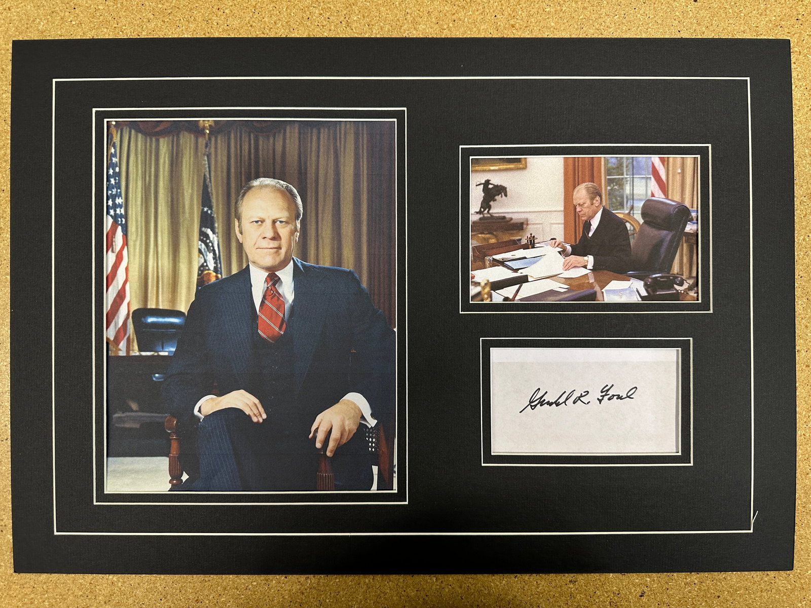 Gerald Ford matted autograph and photo display (1 of 1)