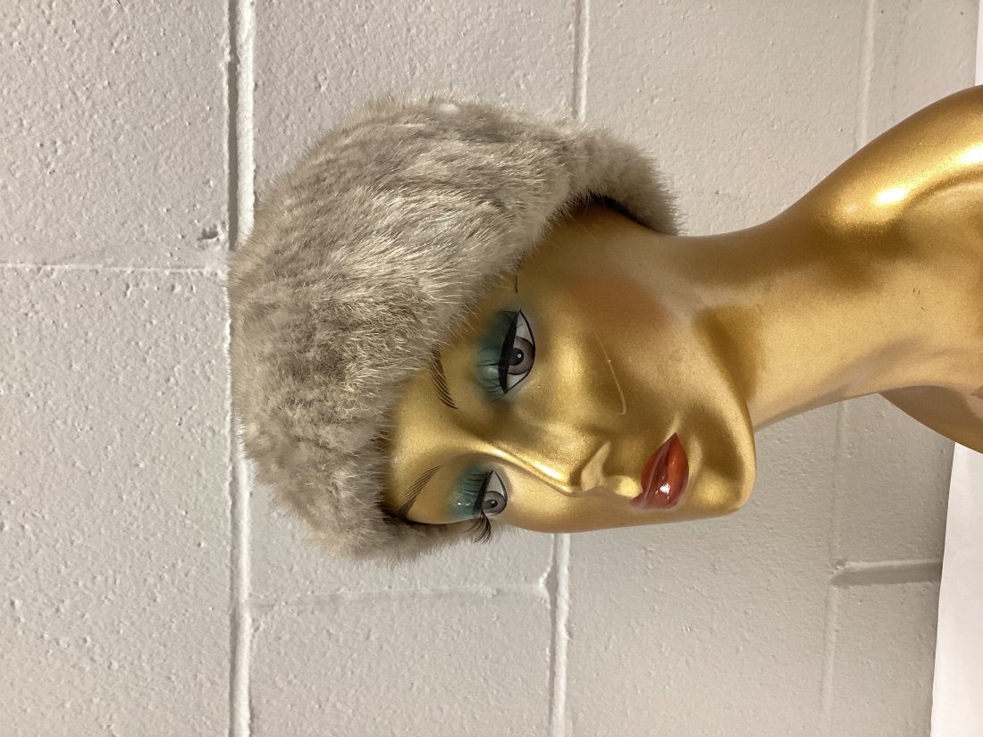 Vintage Fur Hat: Appears to be Mink