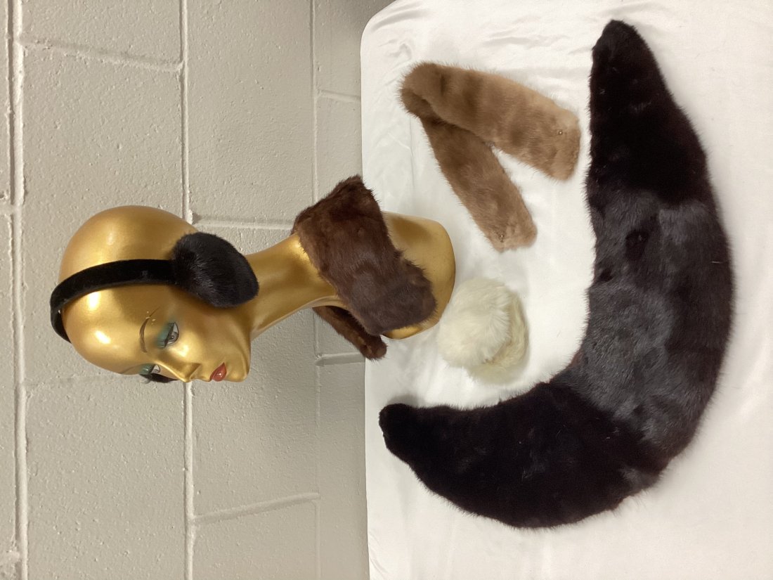 Vintage Fur Accessories (1 of 2)