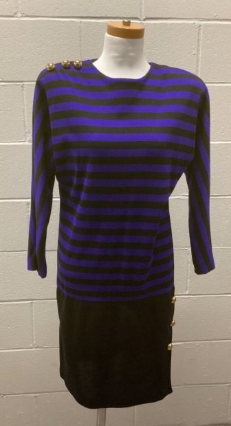 1980s/90s Another Thyme Sweater Dress: Made in USA, back zip, gold button detail, Size 8