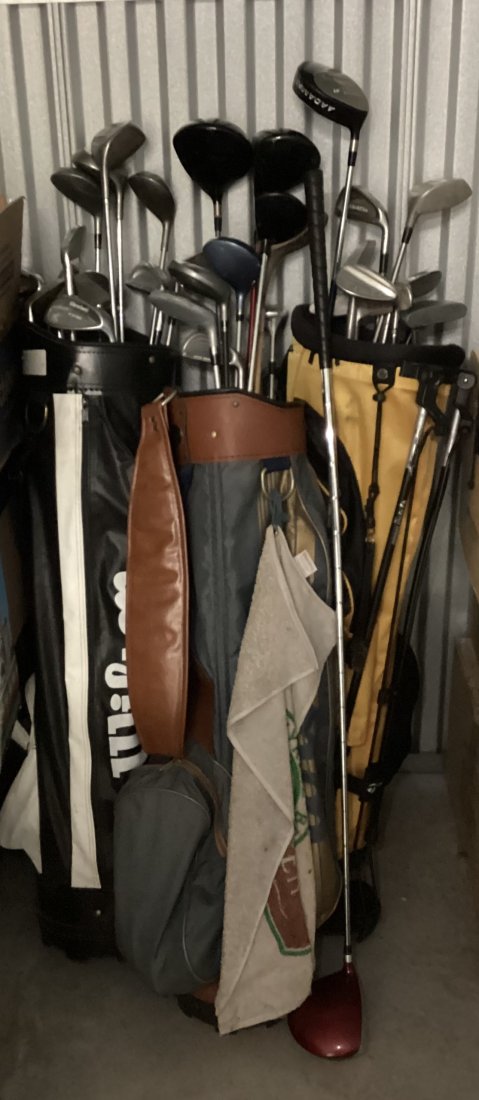 Three Bags of Vintage & Modern Golf Clubs & Weighted Trainer (1 of 5)