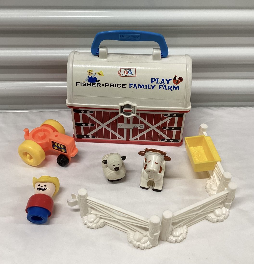50th Anniversary Fisher Price Family Play Farm: 2008