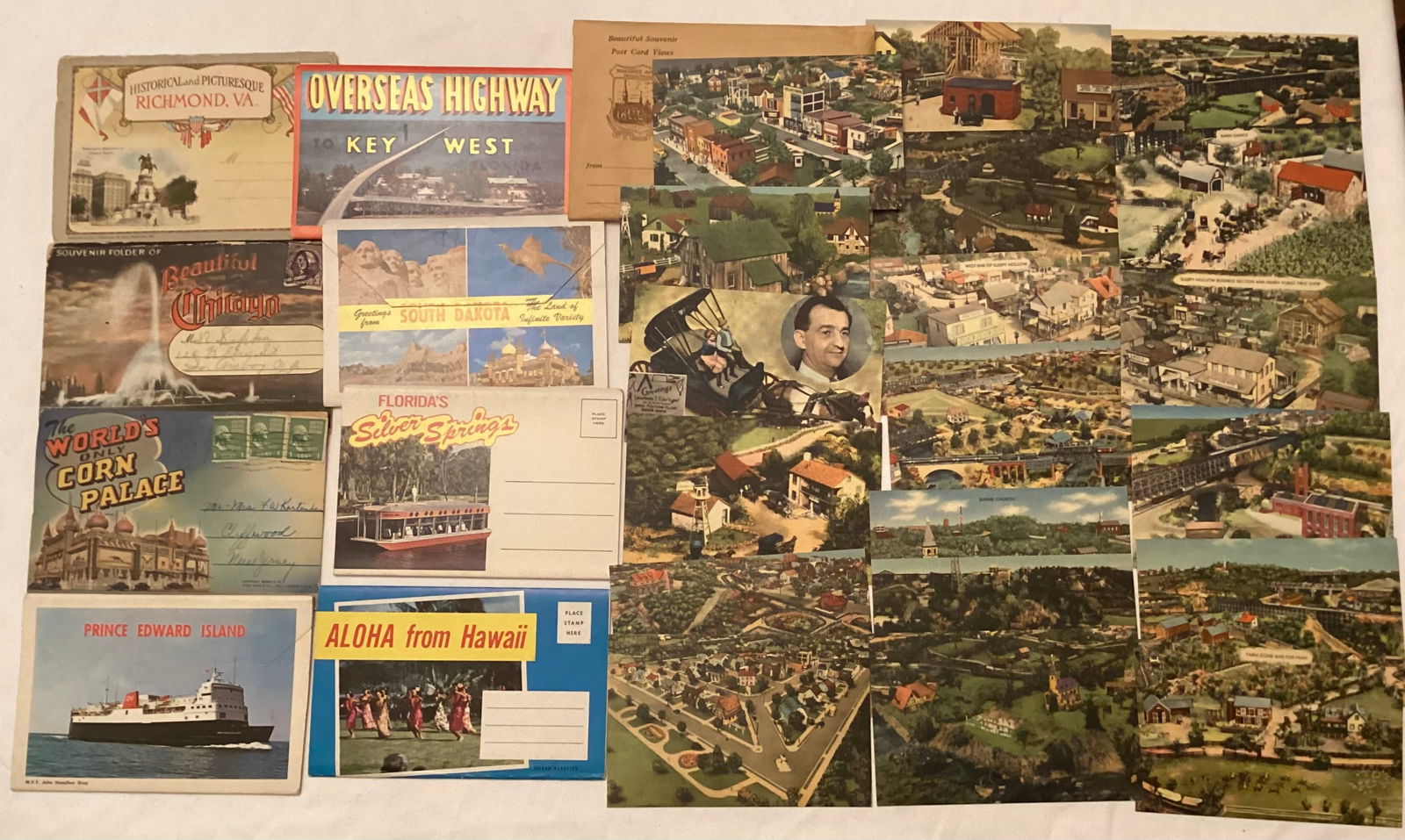 Vintage Souvenir Post Cards (1 of 3)