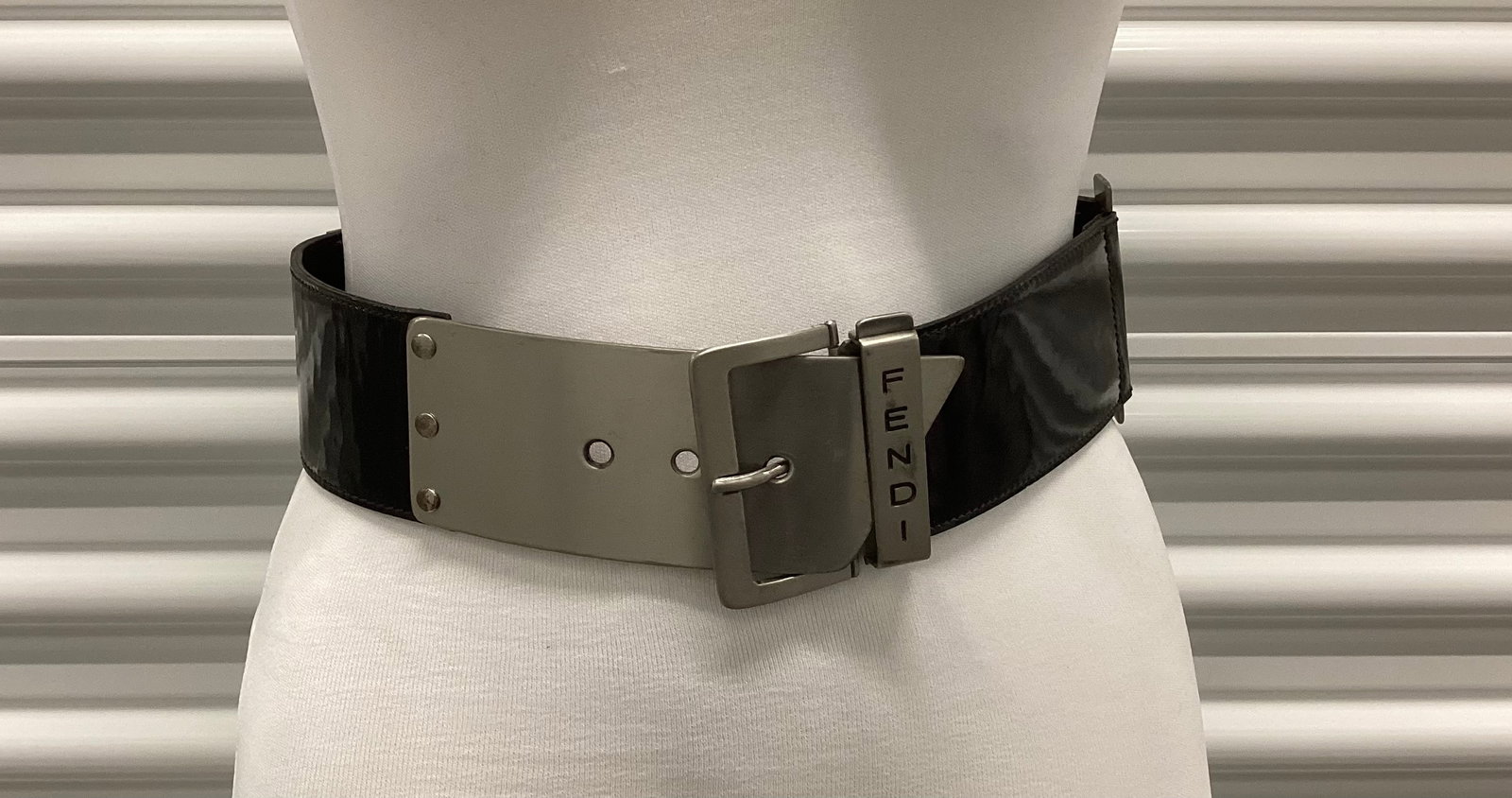 Vintage Metal & Black Belt: 30.5 inches