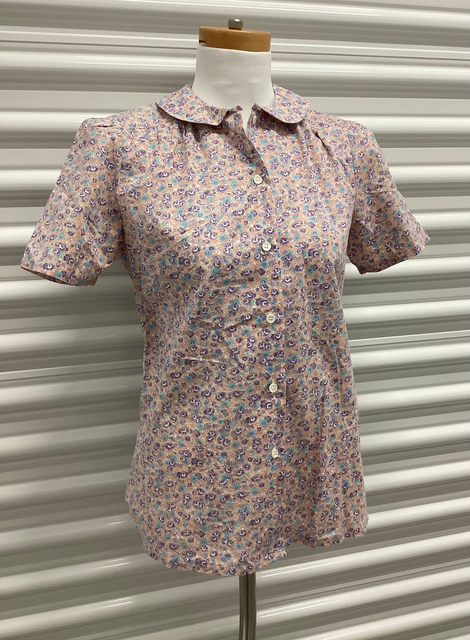 Vintage Levi Strauss & Co Made in Hong Kong Floral Blouse (1 of 5)