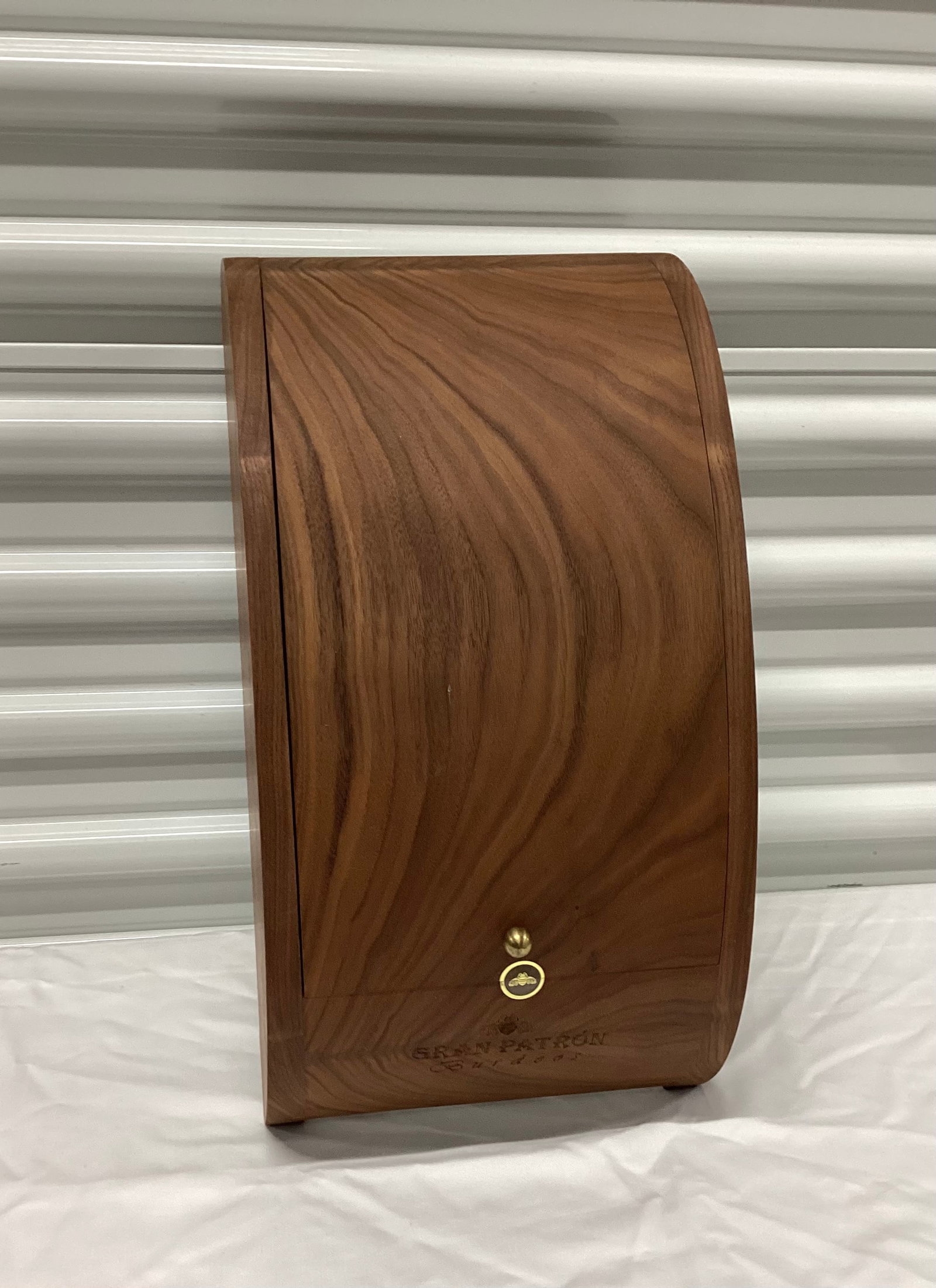 Gran Patron Burdeos Wooden Case (1 of 6)