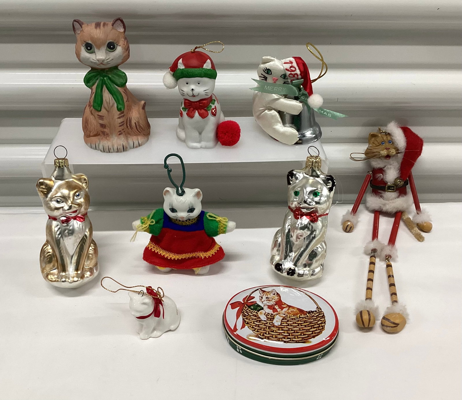 Christmas Cat Lot: Top Shelf Bells