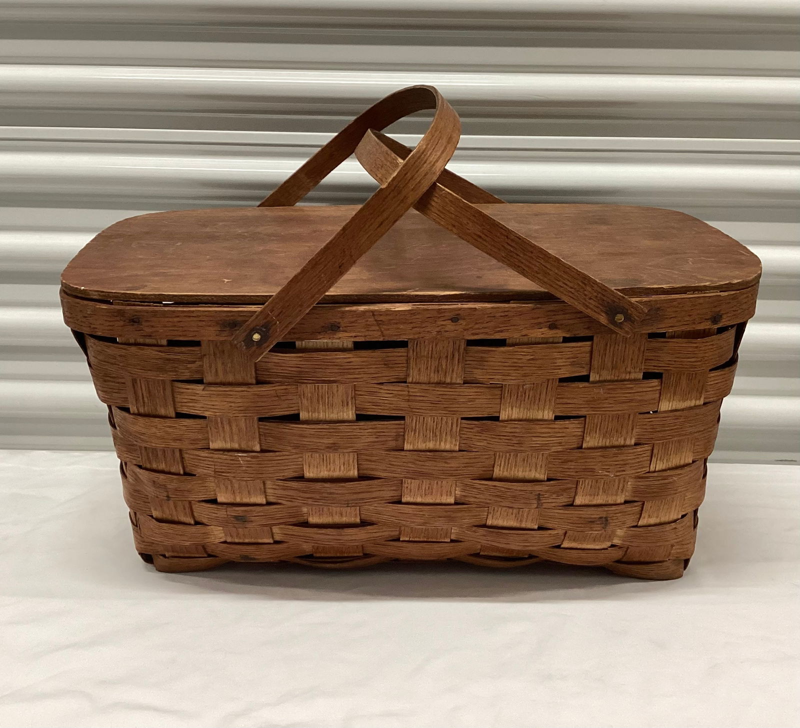 Vintage Woven Double Handled Picnic Basket (1 of 5)