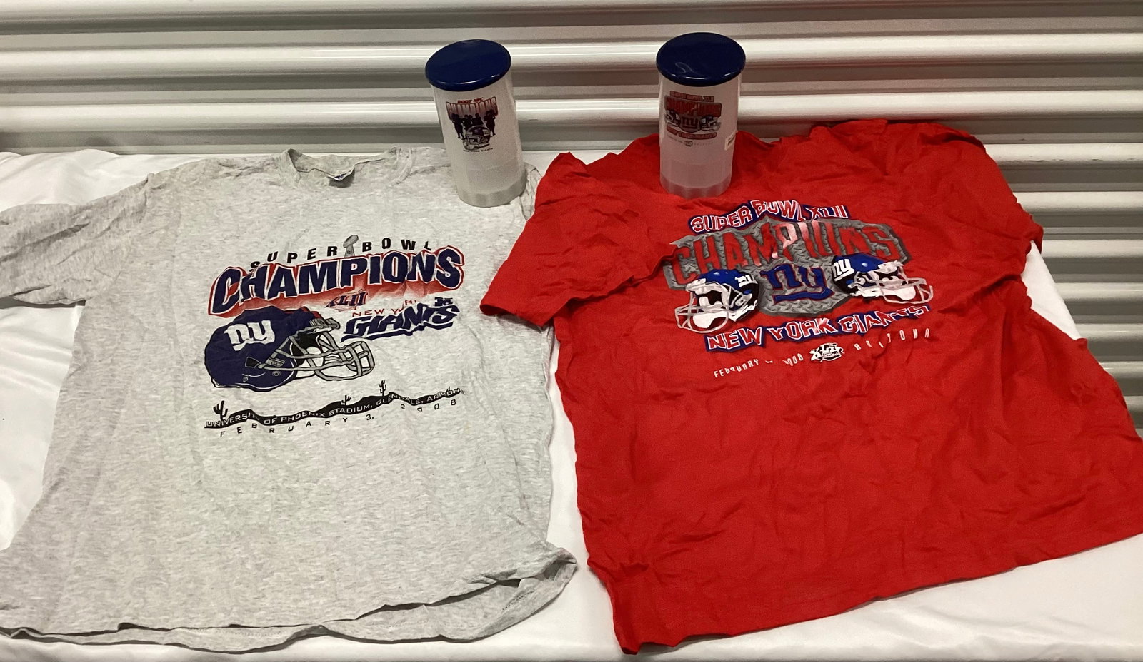 2008 New York Giants Super Bowl T-Shirts & Mugs: Gildan T-Shirts, Red XL, Gray L