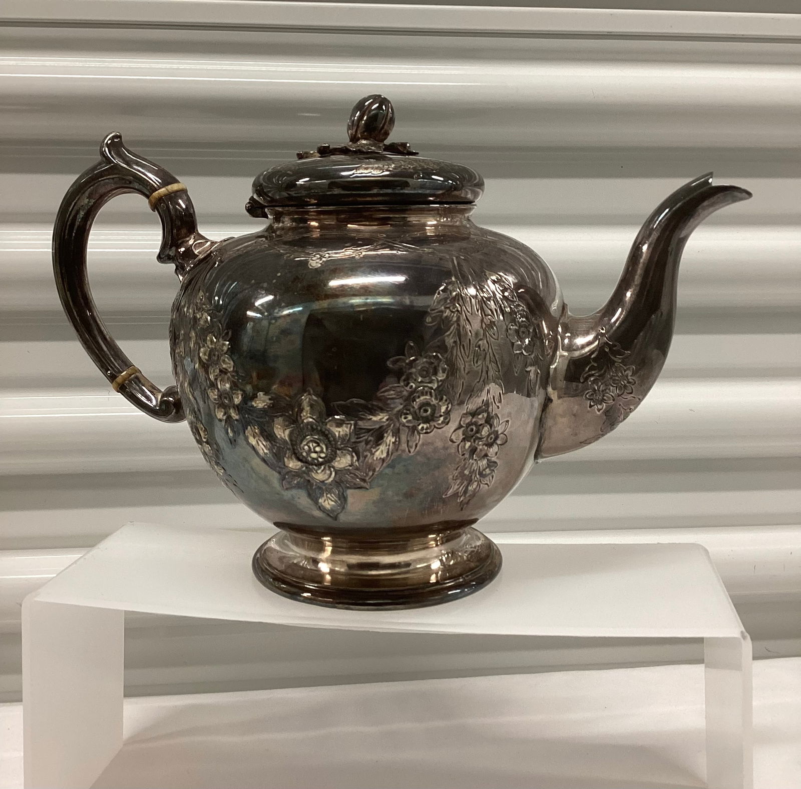 Antique Elkington & Co Ornate Floral Silver Plate Teapot (1 of 5)