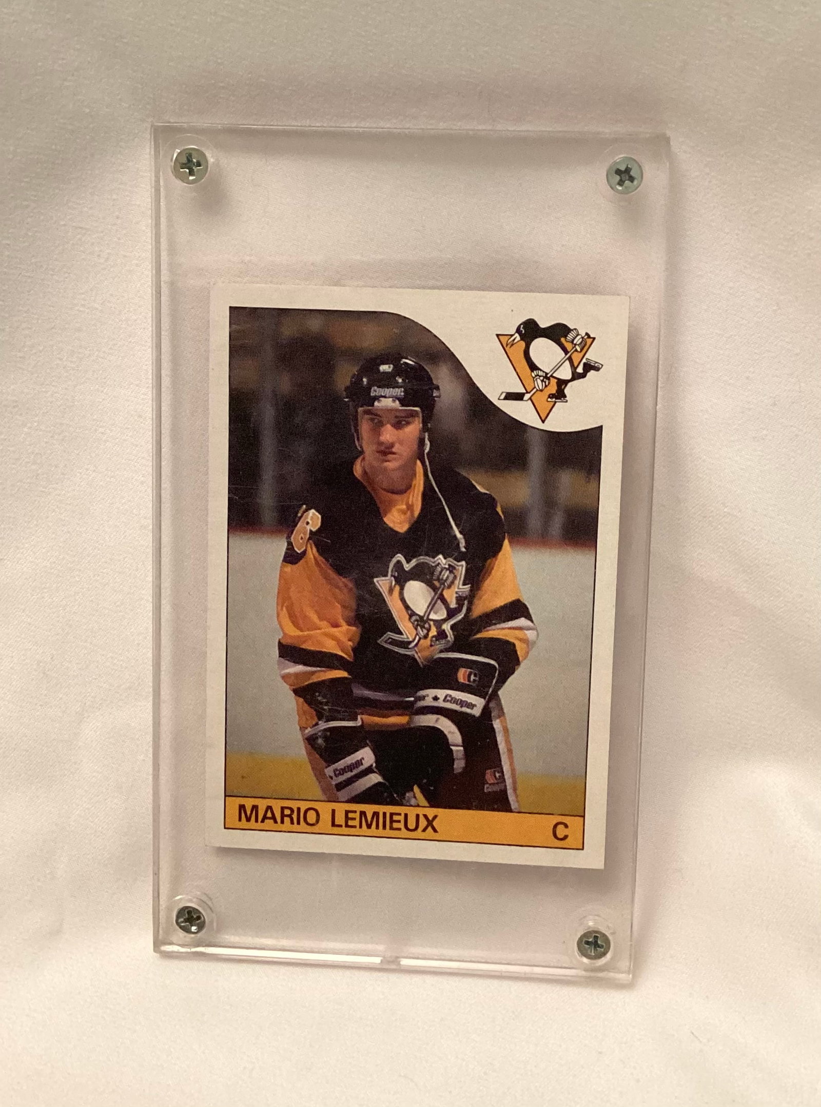 1985 Mario Lemieux Rookie Card (1 of 2)
