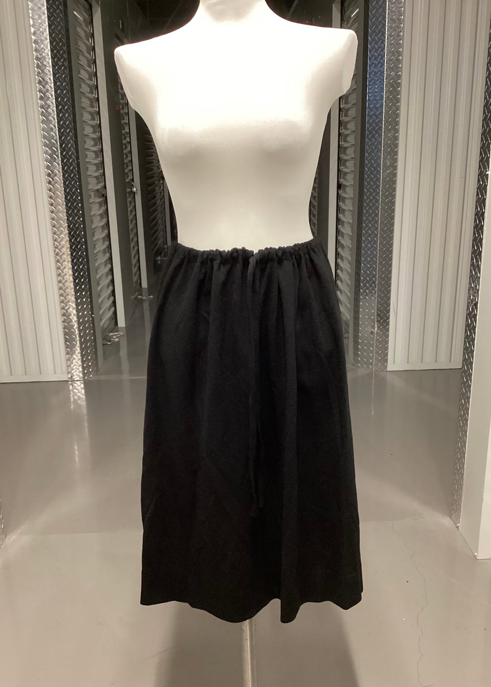 Vintage Union Tag Drawstring Waist MIDI Skirt: Adjustable Drawstring Waist 28” - 43”