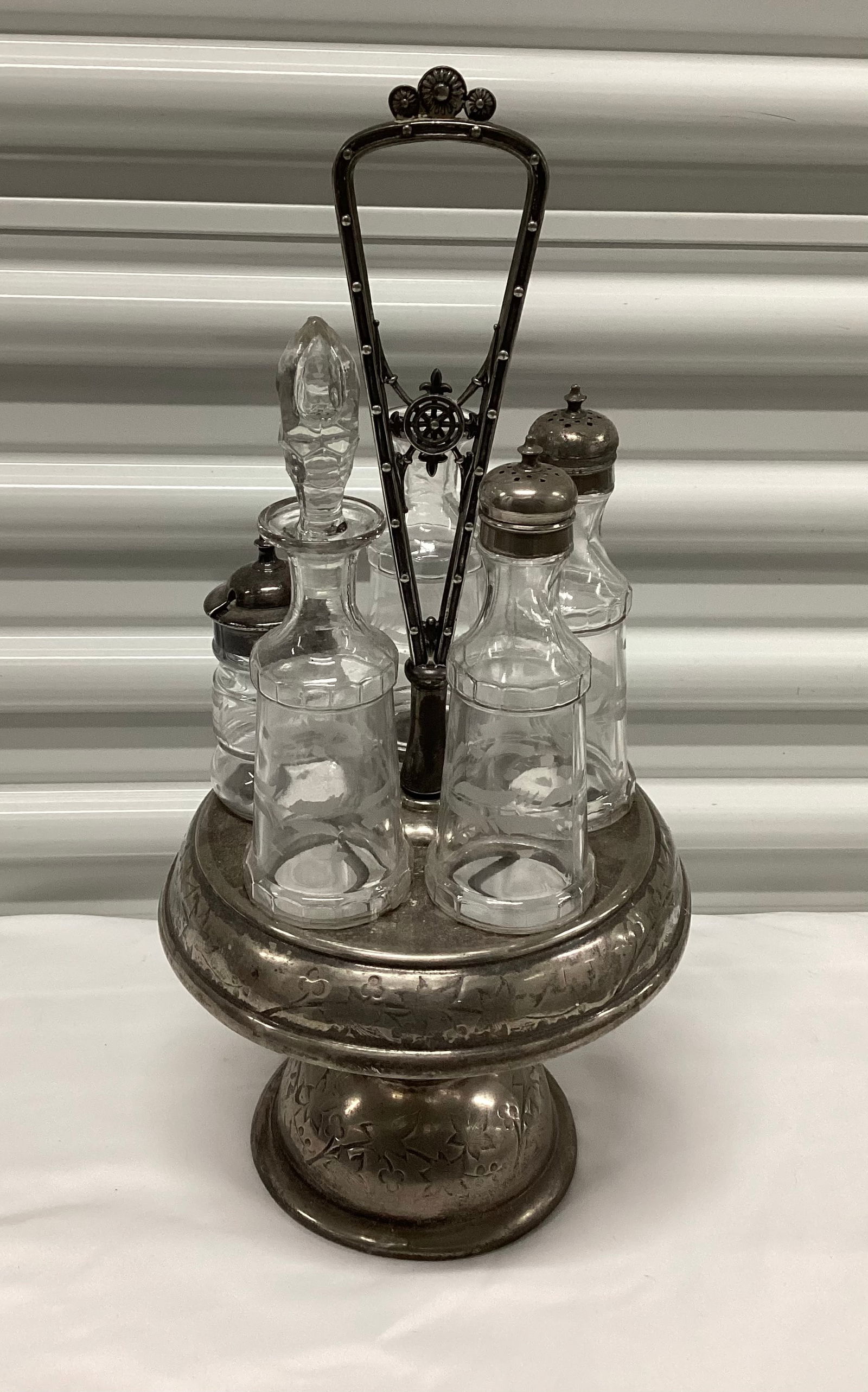 Antique Triple Plate Castor Cruet Condiment Set (1 of 6)