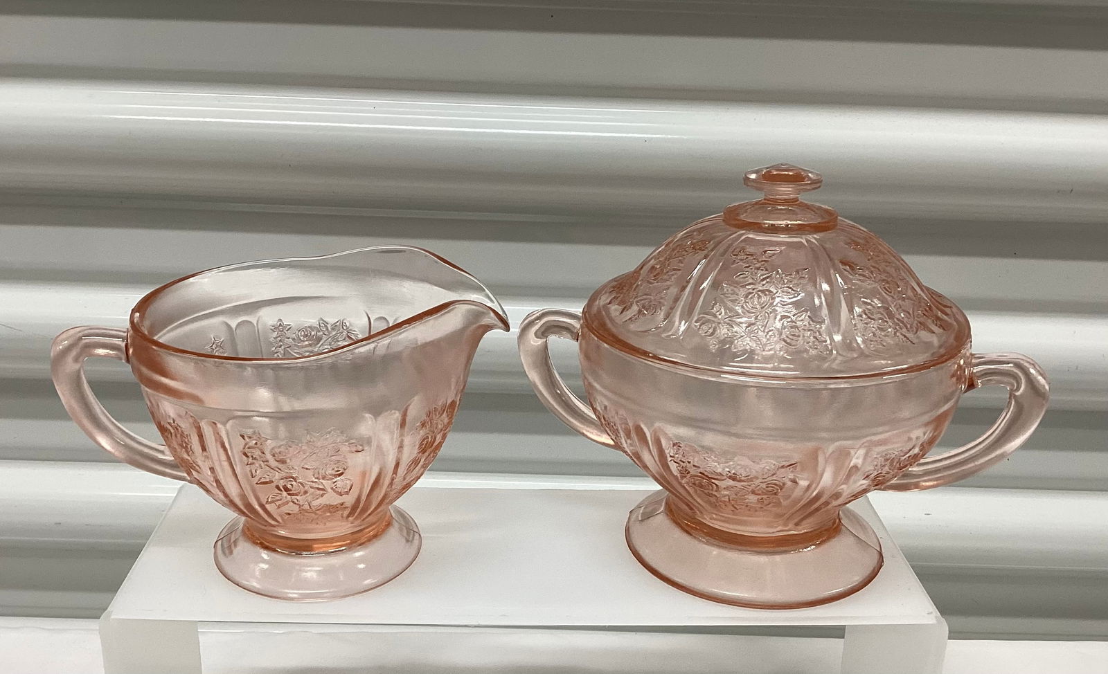 Federal Glass Pink Rose of Sharon Depression Glass Creamer & Sugar (1 of 3)