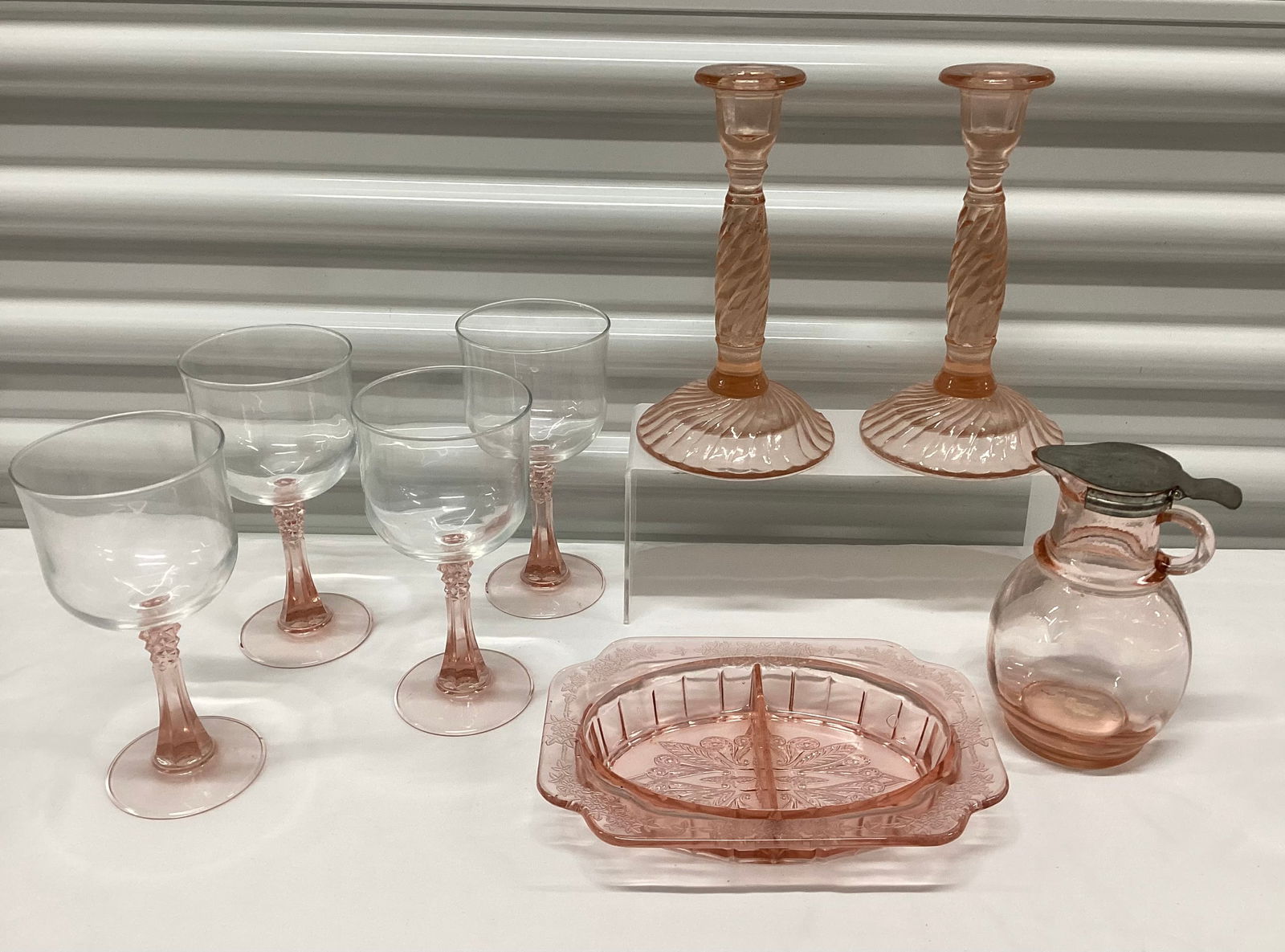 Pink Depression Glass incl Hazel Atlas Syrup Pitcher (1 of 5)