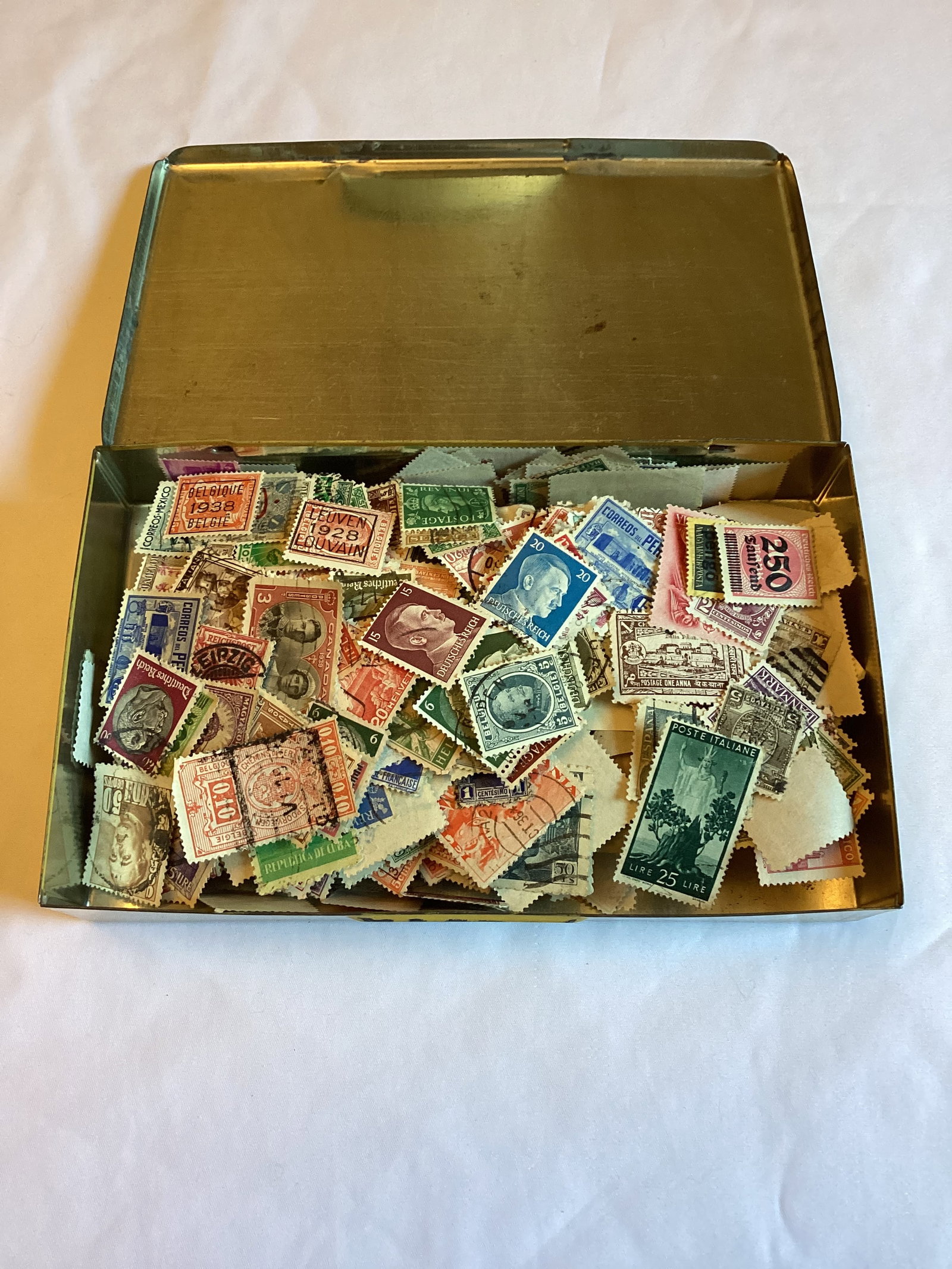 Tin Tobacco Box Full of Unsearched Vintage Stamps: Most Appear Foreign