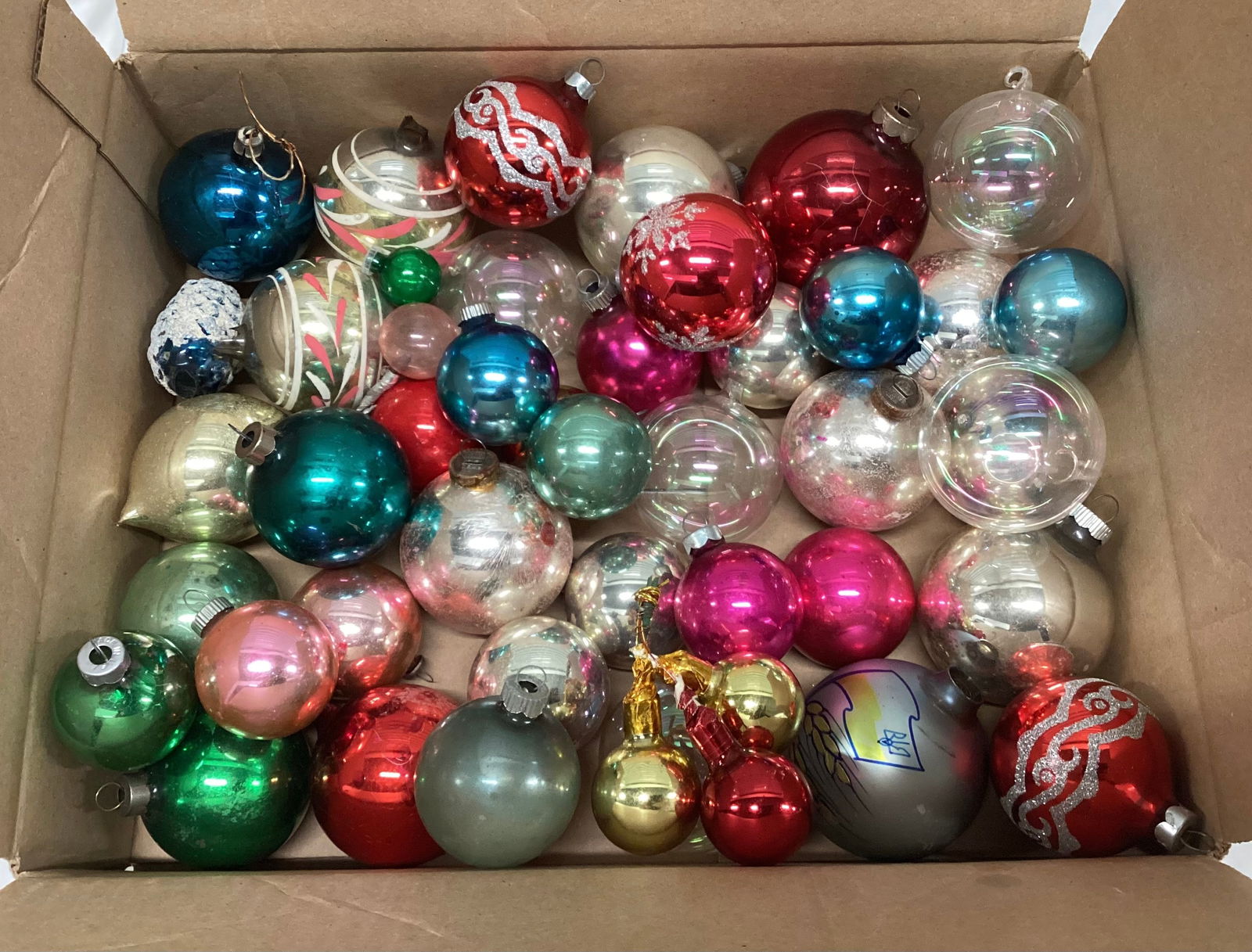 Shiny Brite & Other Vintage Ornaments: A few missing tops as shown