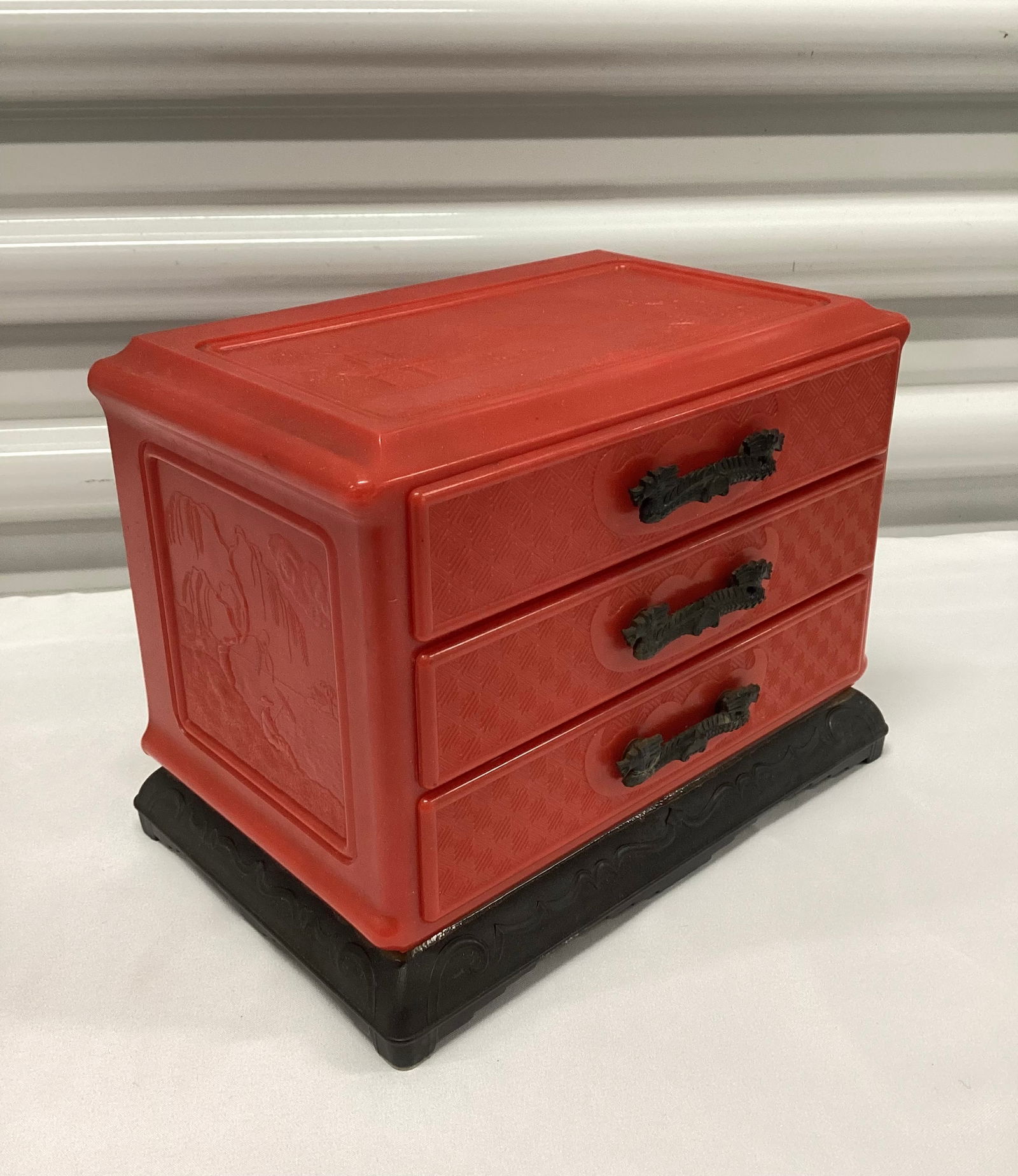 Vintage Double Dragon Handle Three Drawer Jewelry Box (1 of 6)