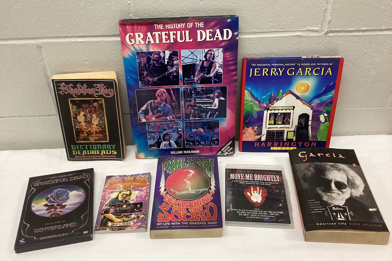 Grateful Dead Books & DVDs (1 of 5)