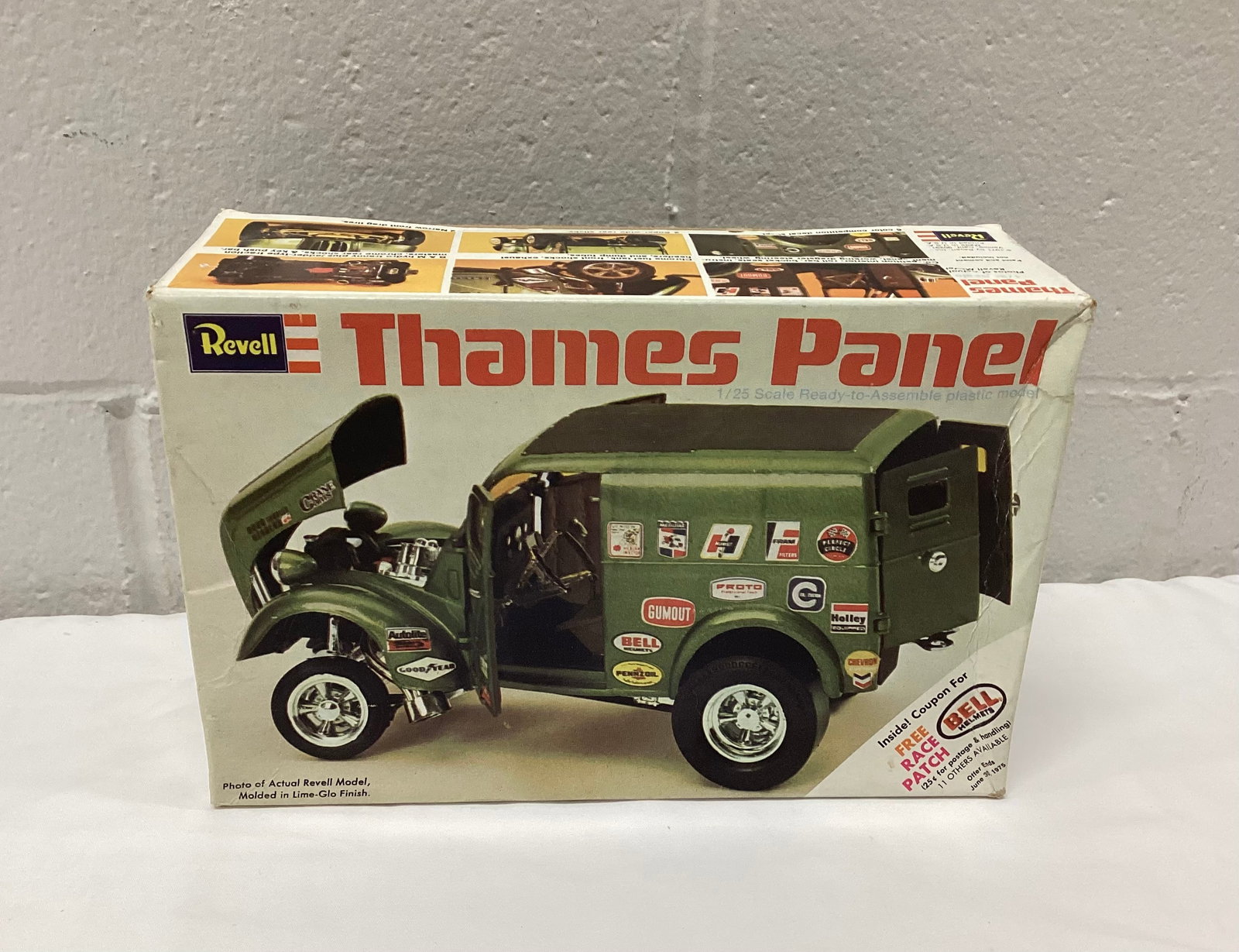 Revell 1951 Thames Panel Model Kit: Not Checked For Completeness
