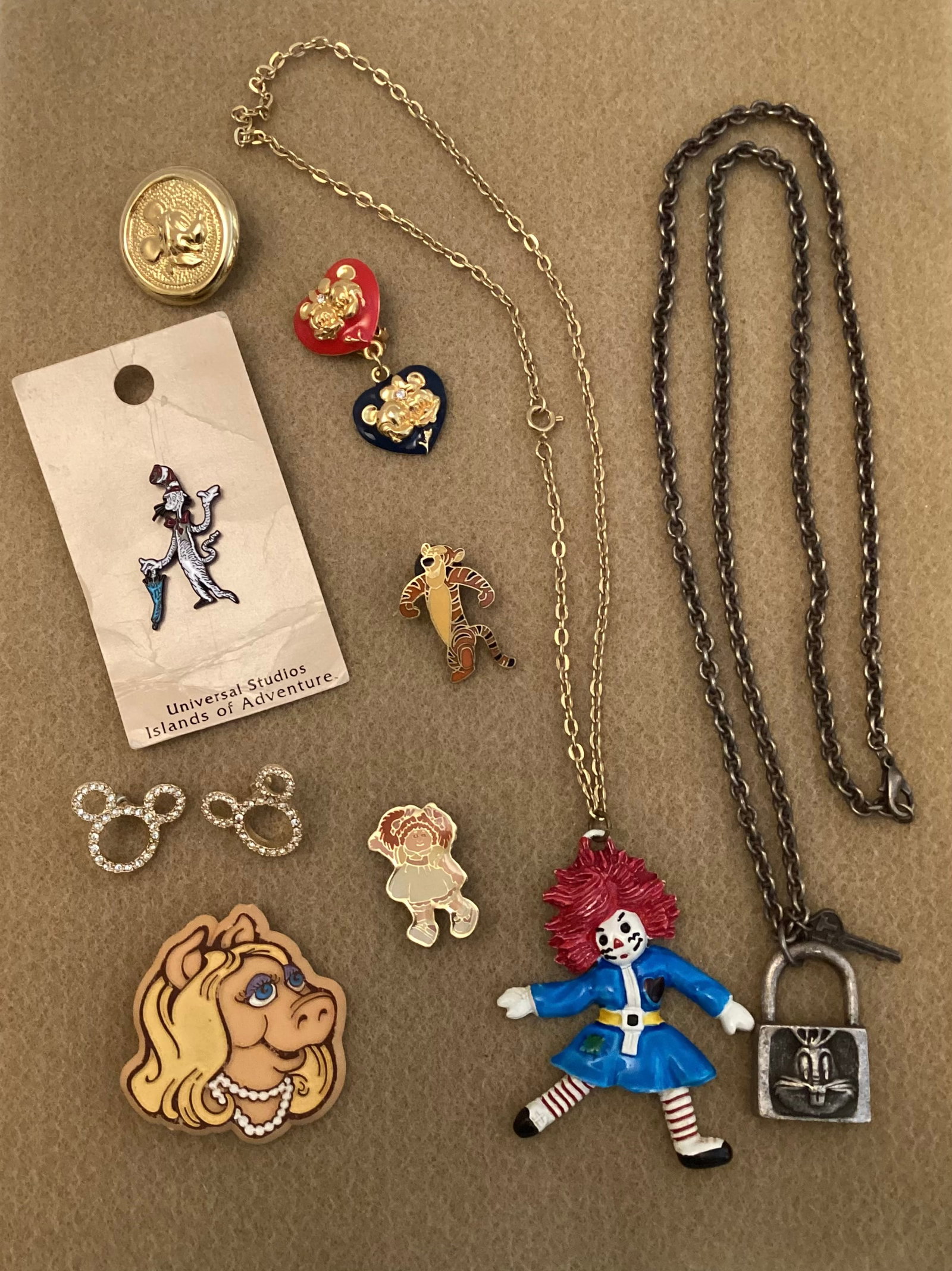 1979 Miss Piggy Pin & Other Vintage Animation Jewelry: Creepy Raggedy Ann 3 inches