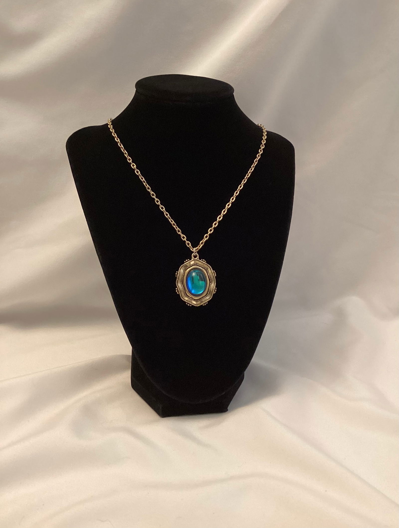 Vintage Emmons Cats Eye Cabochon Necklace (1 of 5)