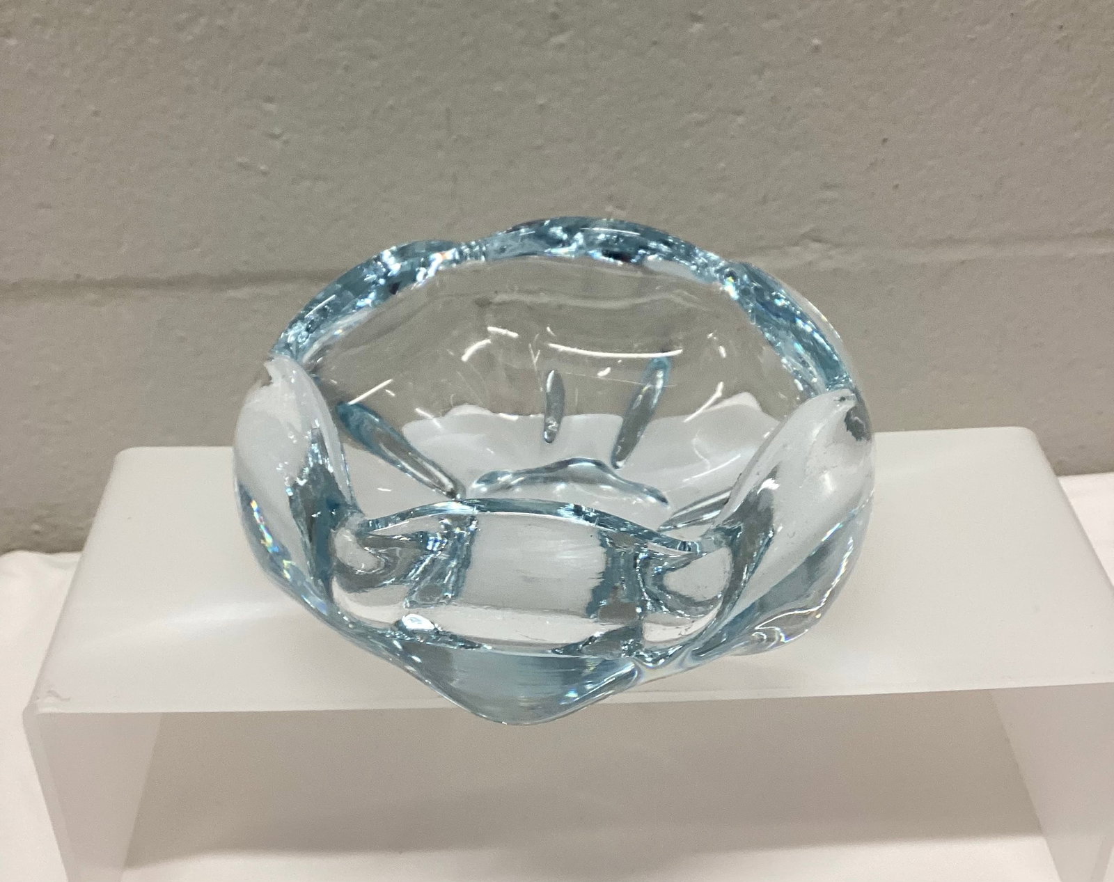 Signed Orrefors Stella Polaris Blue Trinket Dish Bowl Ashtray: 5.5 inches